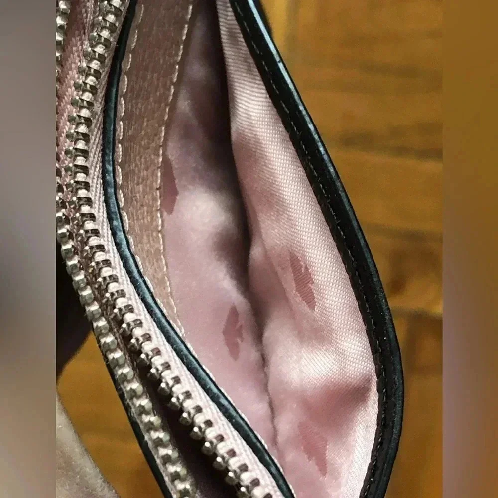 Kate Spade leather black zip wallet